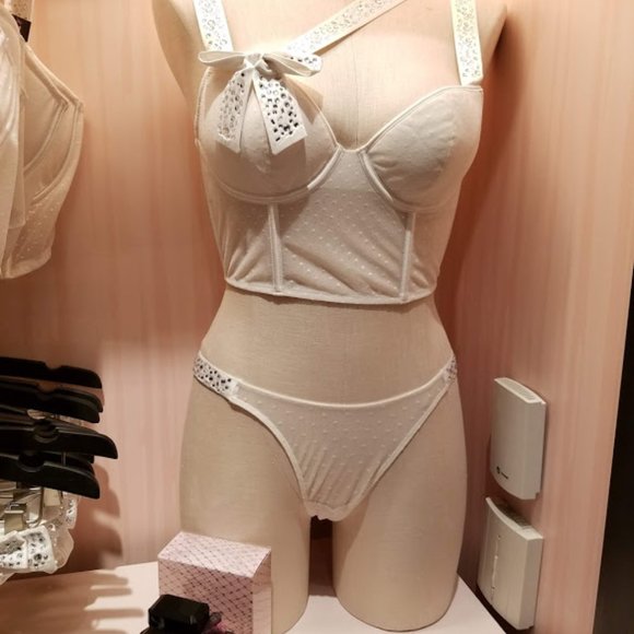 VICTORIA'S SECRET FASHION SHOW Embellished Bow Strap Bra/Bustier✨ - Picture 8 of 12